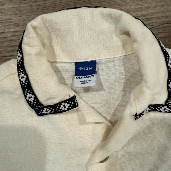 Old Navy Short Sleeve Linen Blend Shirt - 6-12m - Picture 3 of 3